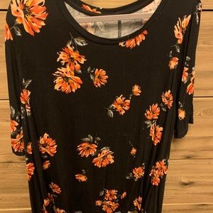 Floral Swing Tee 22/24 Lane Bryant